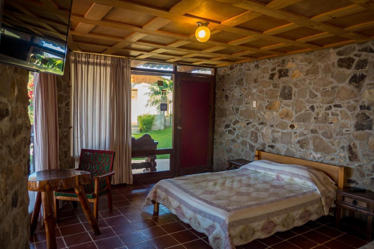 Hotel Terrazas Del Lago San Antonio Palopó Екстериор снимка